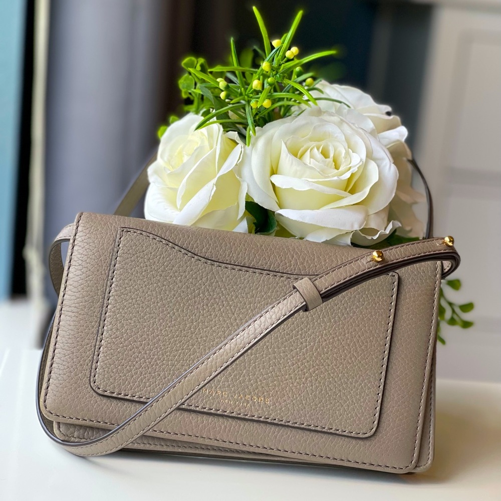 Marc Jacobs Leather Crossbody Bag Wallet Grey